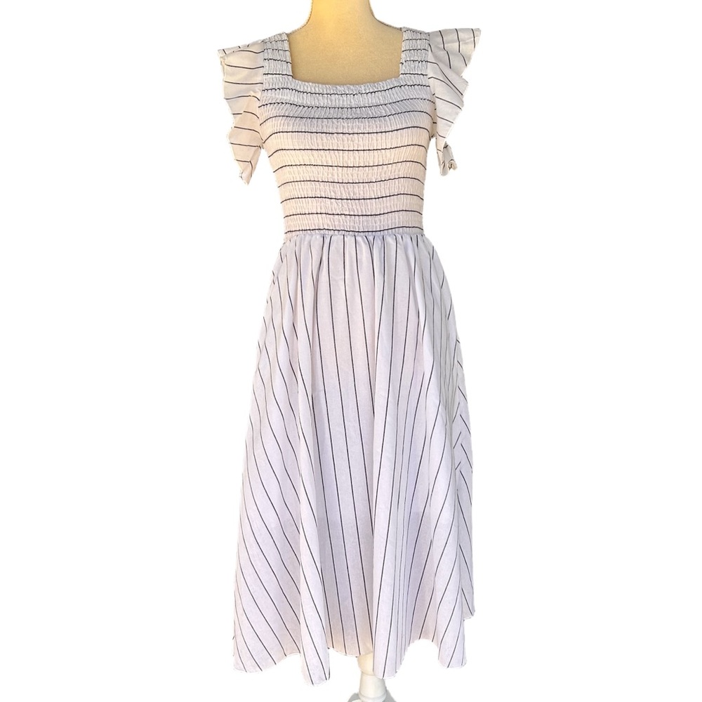 Simplee Apparel White and Black Striped Cotton Linen Blend Midi Dress Size Small